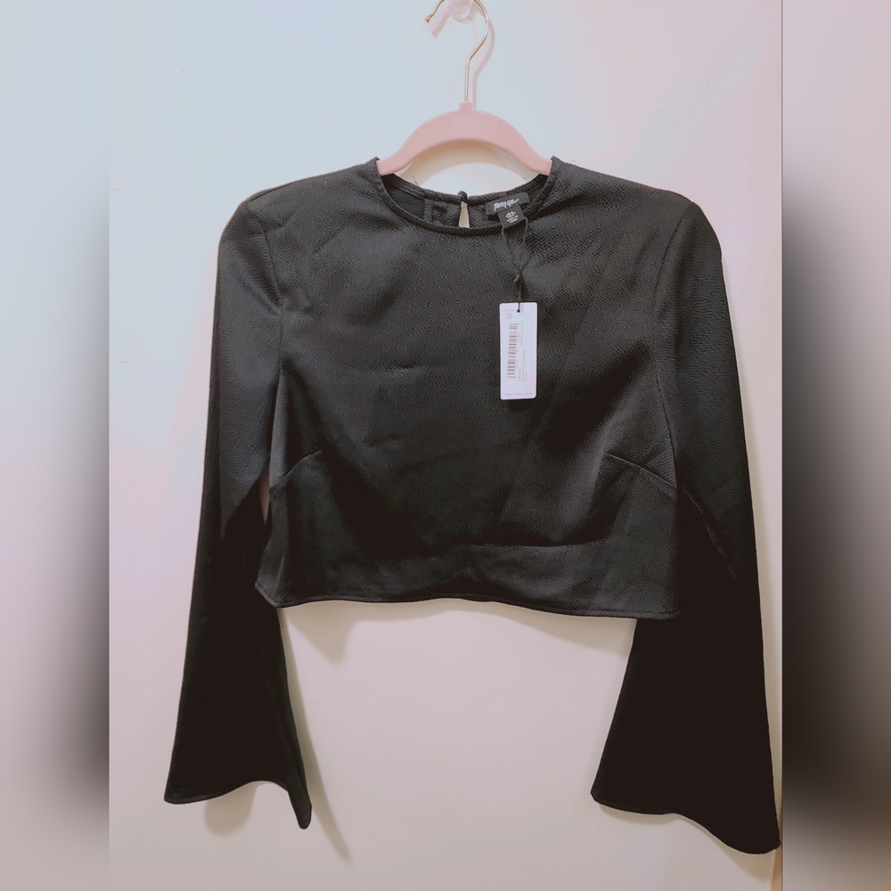 NWT size 2 Black cropped satin top with flared sleeves